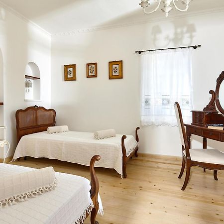 Orelia Cretan Deluxe Apartments Kamilari Exterior photo